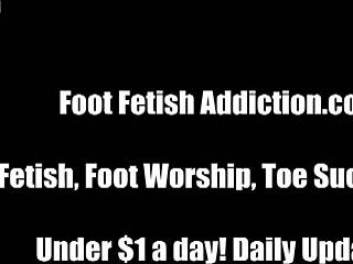 Whoa shoot your cum right on our pedicured toes after this footjob session 😏