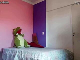 I love showing my beautiful delicate feet as hot Brazilian