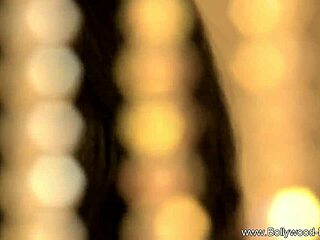 hey girlfriend, try some indian nudity with me