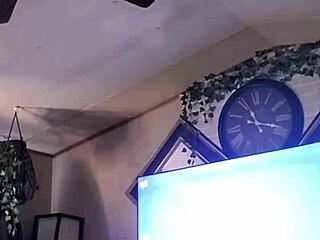 playing with myself in panties - with goldielox