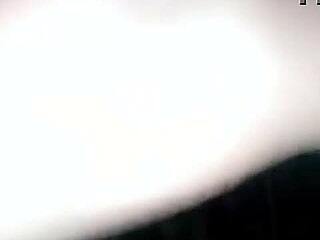 マリスクのプエブラ熟女が若い男と絡みまくり