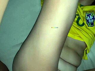 me cogi a escondidas a la novia de mi mejor amigo se trago mi leche 😏hice bien video casero real