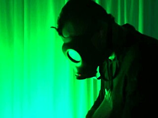 Sussy Fucks Herself Hard While Parents Shop