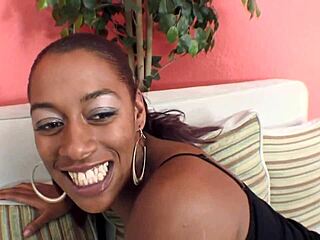 holy fuck! ghetto ebony milf's huge ass shakes wildly now!