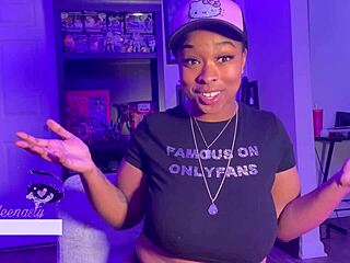 watch her big tits ebony squirt hard cumming on this hammer toy 💦🍆