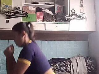 I Feel So Connected to This Cute Petite Asian Babe in Tight Workout Outfit