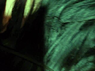 al inicio fingí no importarme pero extrañaba la verga de mi hijastro