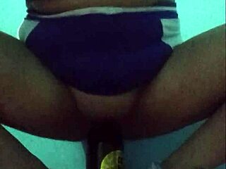 curvy latina fat blonde masturbates curly pussy with bottle juices flowing