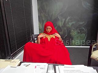 Can Sasha Pearl Handle That Risky Breeding Creampie Load?