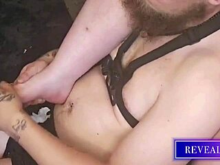 Curvy goddess demands intense foot worship massage