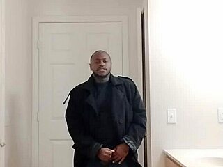 i just got home from work... fantasizin bout my girlfriend wife... dry masturbatin leads to slow moist cum 3