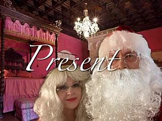 Mrs. Claus granny deepthroats in corset heels for Christmas suck.