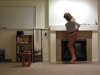 rachel st clair's handcuff bondage ass show