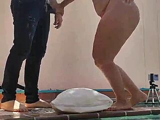 relaxin with step auntie... wanna lick her mature pussy too? 🔥😏