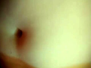 mi cuñado me pilló desnuda!! me hace mamar su verga antes de follarme duro 😩