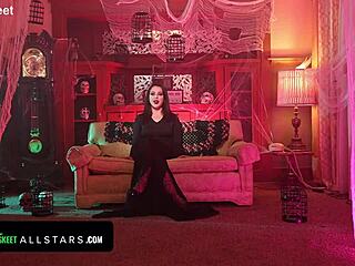 hey whitney wright wanna ride chad alva's cock in halloween cosplay?