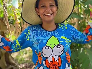 Innocent country girl fucked hard for chickens 😏🍑💦