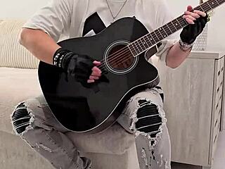 Sen King Fucks Sandra Luberc's Oiled Pussy in Fishnets