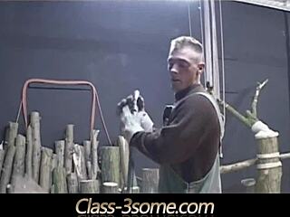 Blonde teen shares deepthroat blowjob in ffm workshop threesome