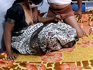 Desihotcouple indian wife sucks boobs licks pussy homemade 😘👅💦