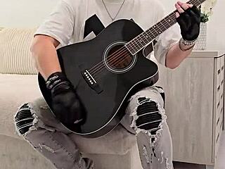 Sen King Fucks Sandra Luberc's Oiled Pussy in Fishnets