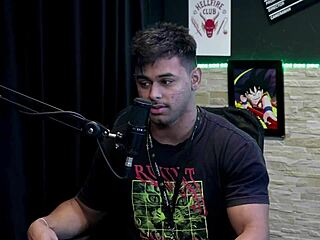 Guilherme filmmaker learns porn angles but needs to fuck better and name positions right?