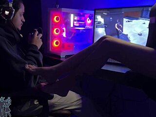 mi esposa compite contra spider-man... handjob pierde todo lol