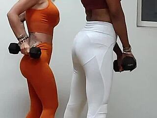 Jebeš trenera sa drugaricom 💦🏋️‍♀️