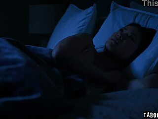 Wow, lulu chu and slimthick vic lick and finger to super sexy orgasms!