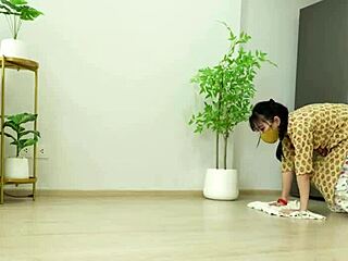Maid, why so horny while cleaning my asian home?