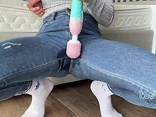 she lost the no-cum challenge squirting wild three times straight