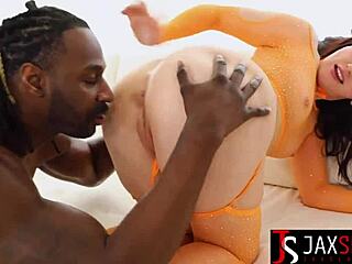 hey mandy muse takes that bbc deep in her ass