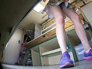 i told this dumb bitch mini skirt hostess clean food truck no clue hidden cam under ass 😂🍑📹