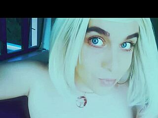 tranny babe veronica mix shakes her ass in panties solo