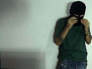 an old man walks into my house and we fuck so good jhondick10