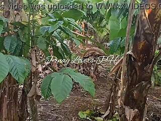 Pinay teen 18+ fucked hard outdoors by road scandal