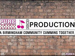 sporty brunette with big naturals tittyfucked in double penetration threesome