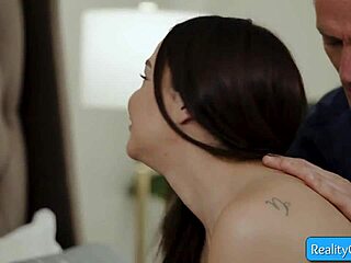 rissa may seduces clarke kent for huge cock