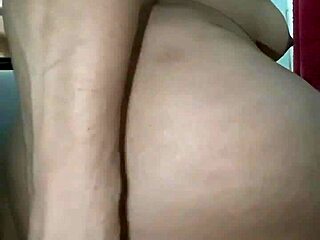 puta slut stuffs eggplant bottle up big ass anal kinky toys till she squirts 😩🍆