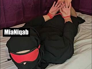 Mia Niqab Teases Ass Worship Barefoot Lingerie Ride