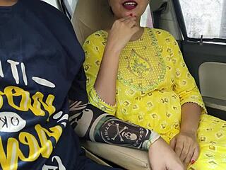 Desi saarabhabhi rides dick hard first time in boyfriend's car public outdoor
