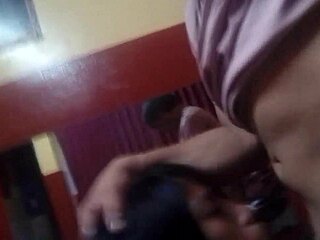 Emo chica craves sucking thick cock