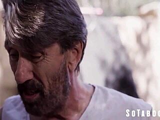 Stepfamily BBQ turns horny with Whitney Wright 🔥🍑👨‍👩‍👧‍👦