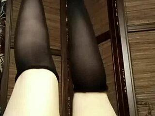 Do my pantyhose tease make you horny yet?