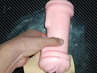 Trio Kissy y Dolly switch from vagina to tits leaving me drained after quickie desk play