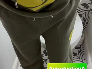 I Caught Her Peeing Right There!