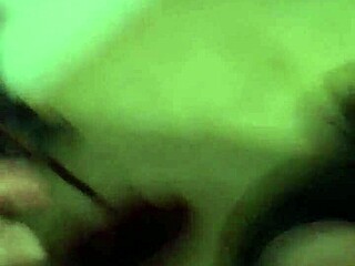 Gift BBW-brud ber om creampie 💦😈