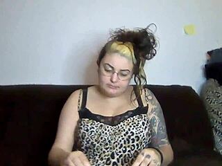 rebeca addams with those big natural tits just loves munching on shrimp backstage