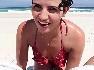 Skinny teen deepthroats on beach bathers watch cumshot