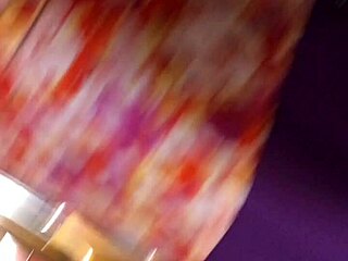 check out this big ass amateur on the bus